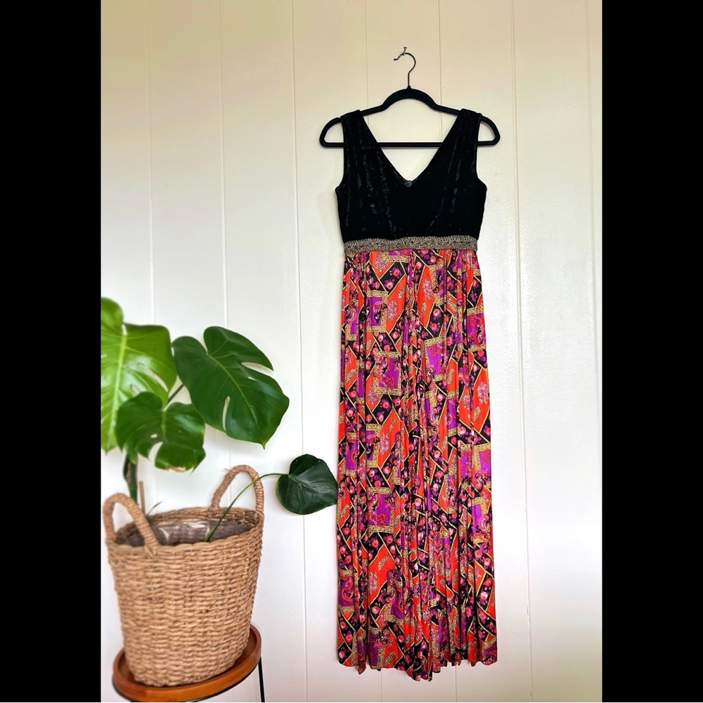 Elegant Black and Multicolor Maxi Dress Vintage 80s - Picture 4 of 5